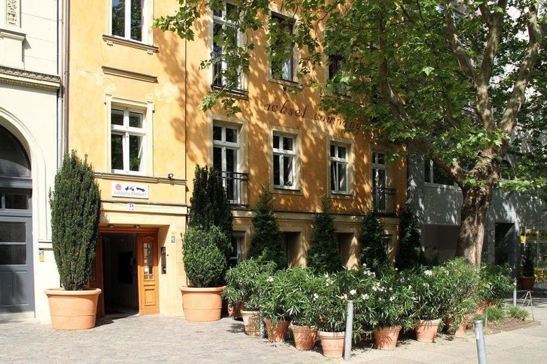 Hotel Ackselhaus & Bluehome