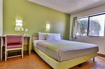 Motel 6 Dallas - Duncanville