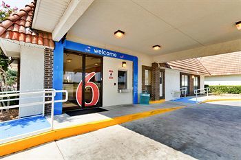 Motel 6 Dallas - Duncanville