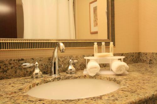 Holiday Inn Express Hotel & Suites Middleboro Raynham