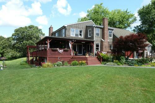 On Cranberry Pond Bed And Breakfast