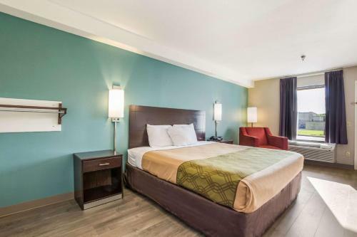 Hotel Econo Lodge Inn & Suites I-65