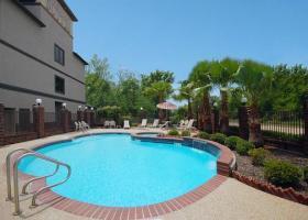 Hotel Comfort Suites Lake Jackson