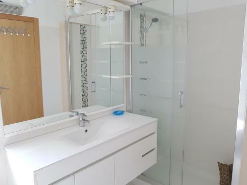 Apartamentos Turisticos Coral Da Rocha 1
