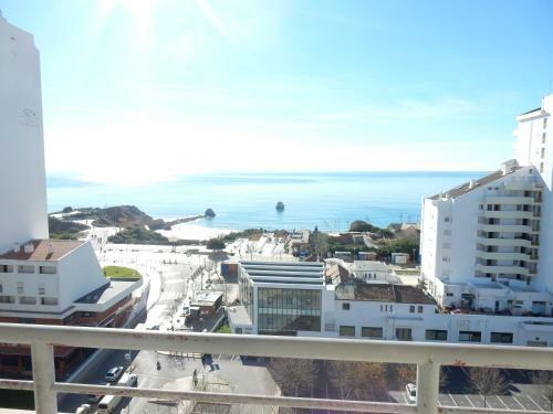 Apartamentos Turisticos Coral Da Rocha 1