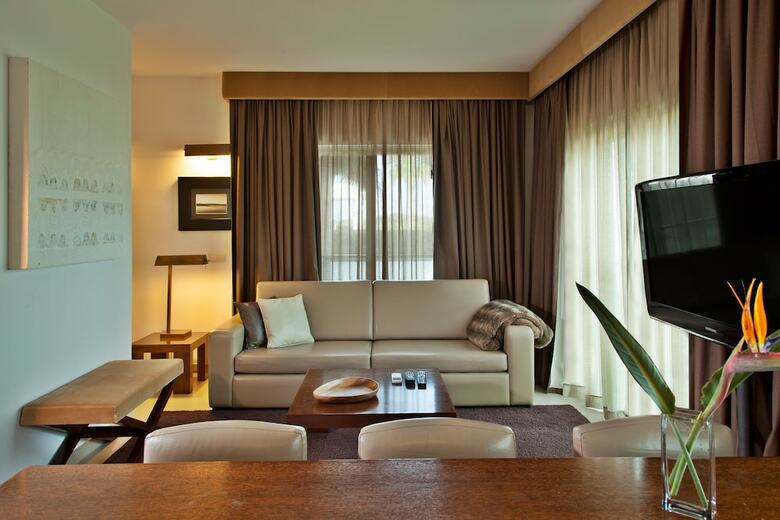 S�o Rafael Villas, Apartments & Guesthouse