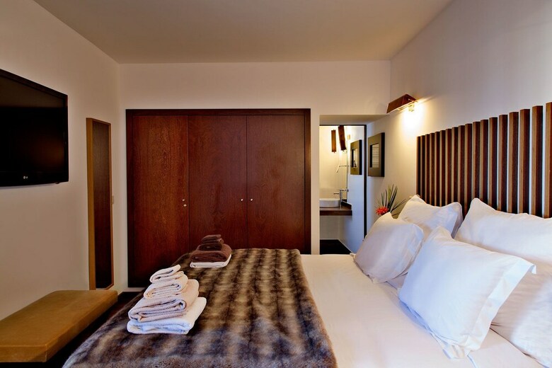 S�o Rafael Villas, Apartments & Guesthouse