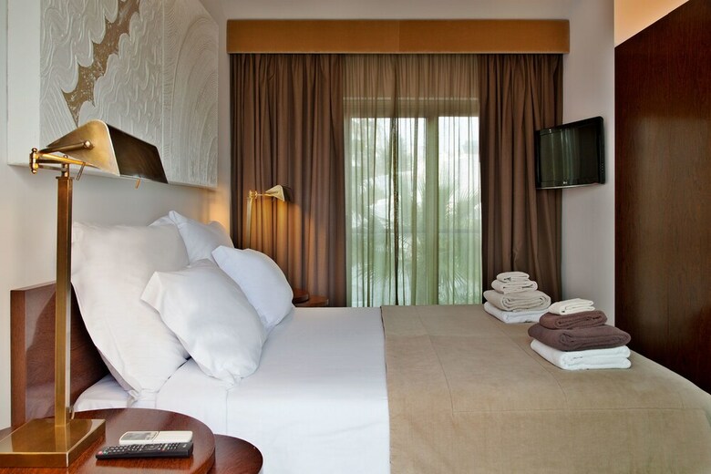 S�o Rafael Villas, Apartments & Guesthouse