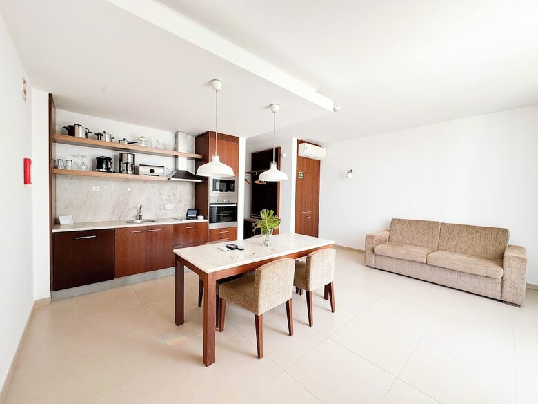 S�o Rafael Villas, Apartments & Guesthouse