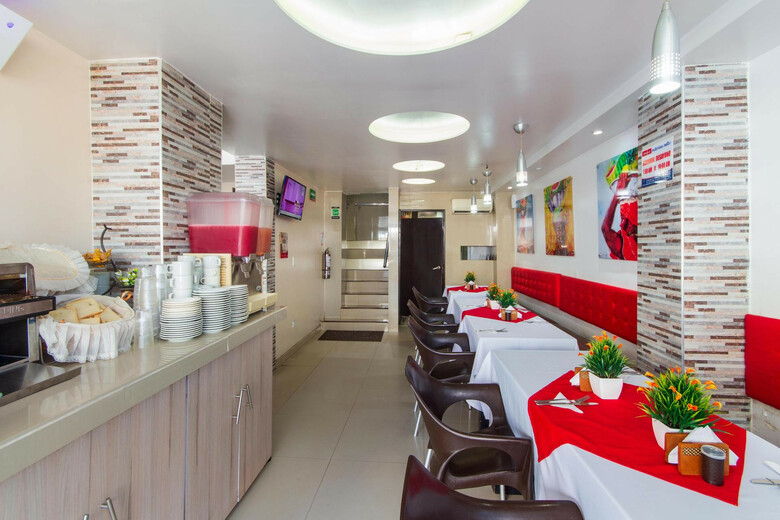 Hotel Marina Suites