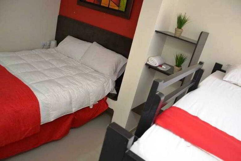 Hotel Marina Suites