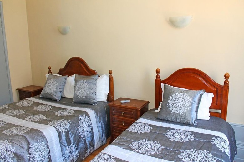 Hostal Residencial Henrique Viii