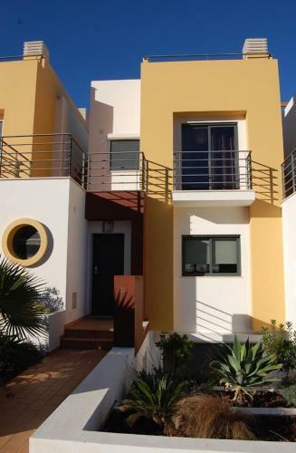 Casa Marinha - Vitor's Village