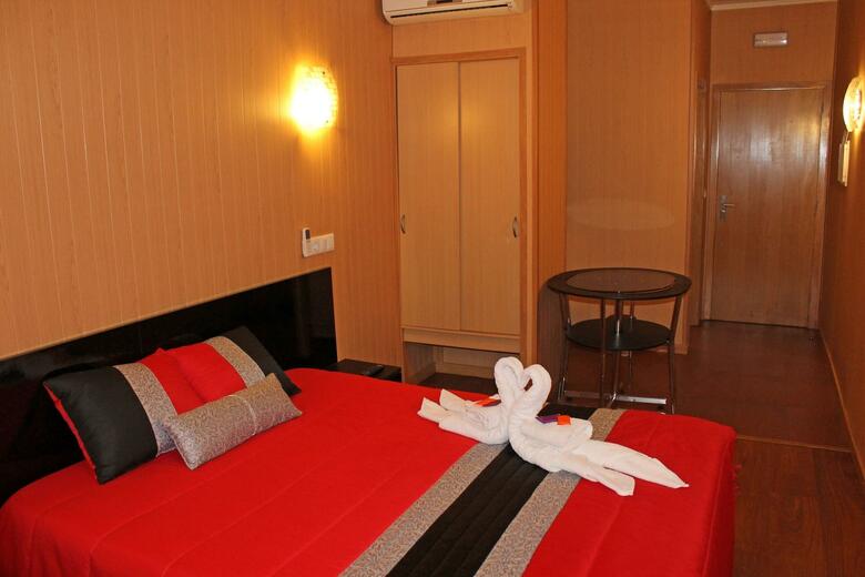 Hostal Residencial Monte Carlo
