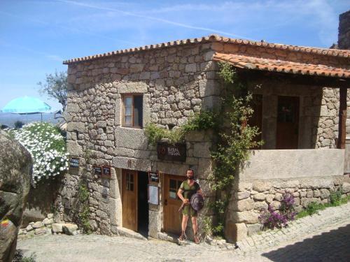Hostal Taverna Lusitana