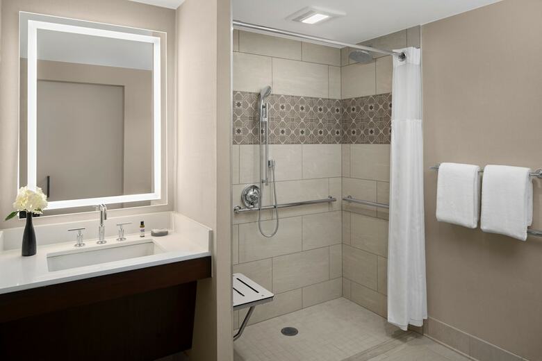 Hotel Hyatt Westlake Plaza