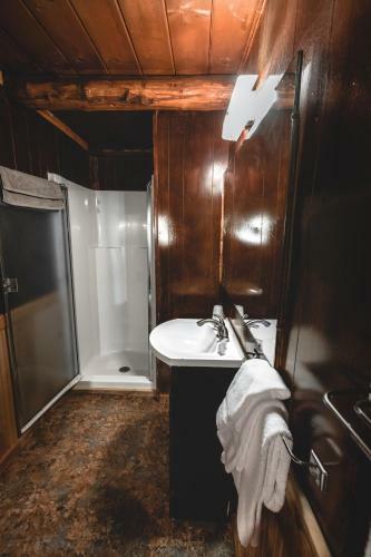 Motel Gateway Inn & Cabins
