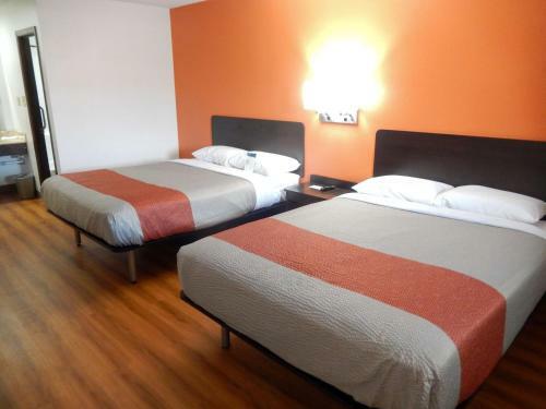 Family Motor Inn