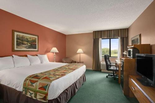 Hotel Baymont Inn & Suites - Sullivan