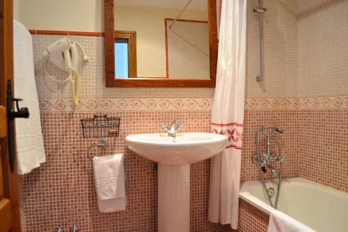 Hotel Alesga Rural