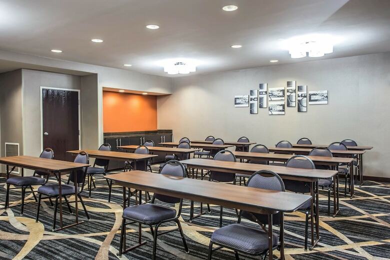 Hotel Comfort Inn & Suites Kannapolis - Concord