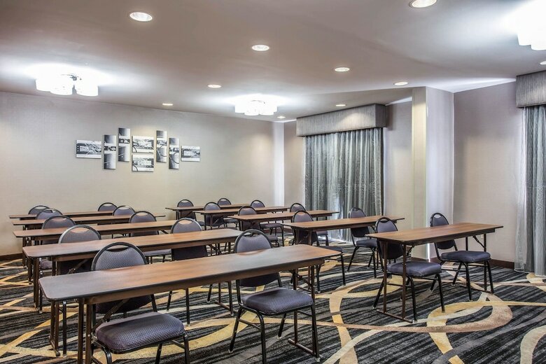 Hotel Comfort Inn & Suites Kannapolis - Concord