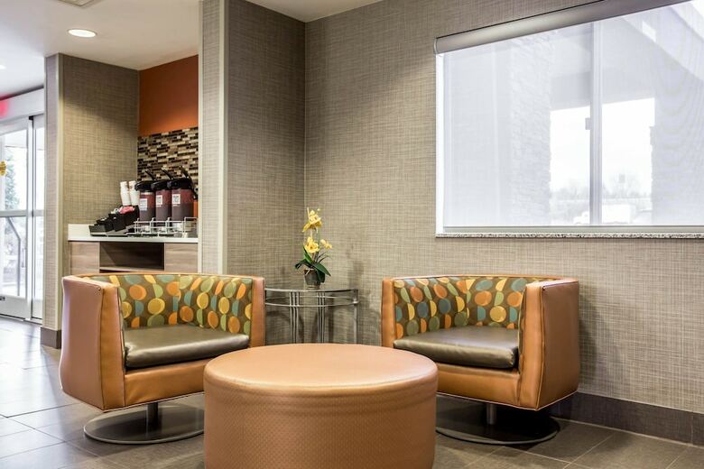 Hotel Comfort Inn & Suites Kannapolis - Concord