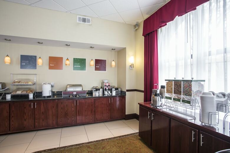 Hotel Comfort Suites Mount Juliet