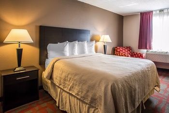 Hotel Quality Inn & Suites West Bend