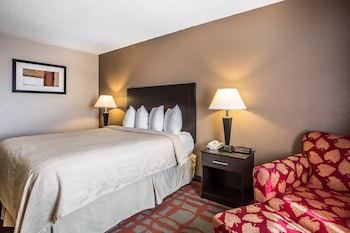 Hotel Quality Inn & Suites West Bend
