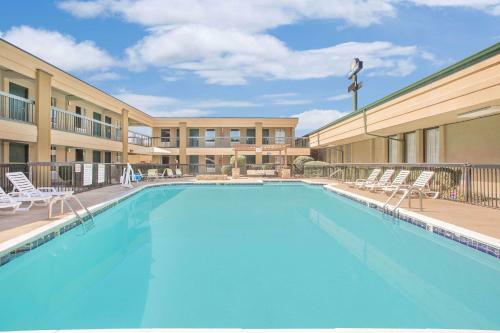 Hotel Days Inn - Attalla