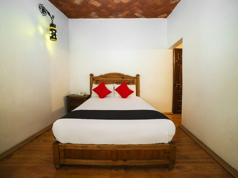 Hotel La Mansi�n Del Quijote