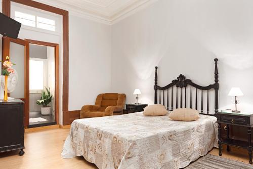 Hostal Almada