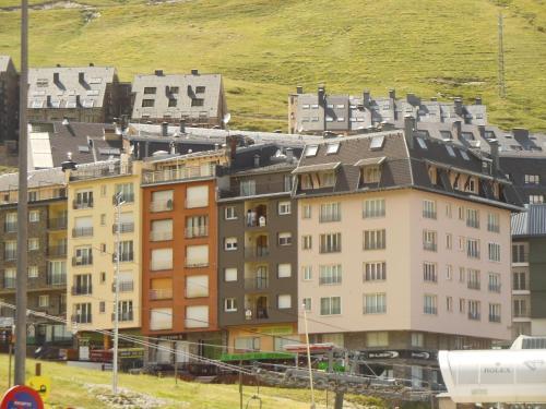 Apartamentos Nevada I Y II