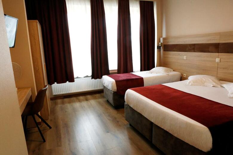 Hotel De France