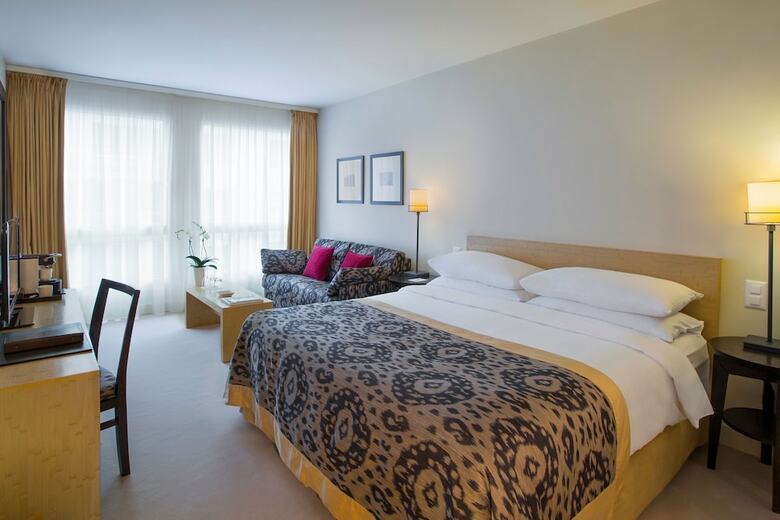 Hotel Jade Manotel