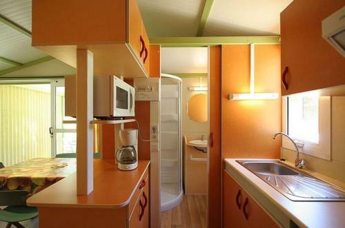 Hotel Camping La Pin�de