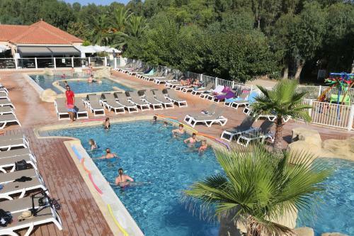 Hotel Camping La Pin�de
