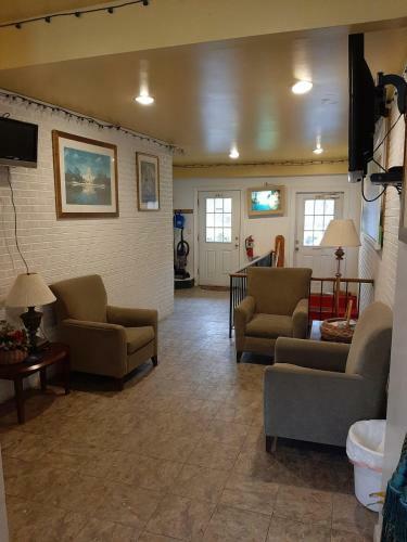 Clarysville Motel