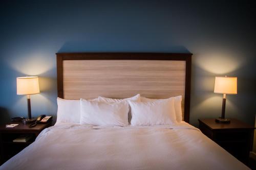 Hotel Inn At Harbor Shores