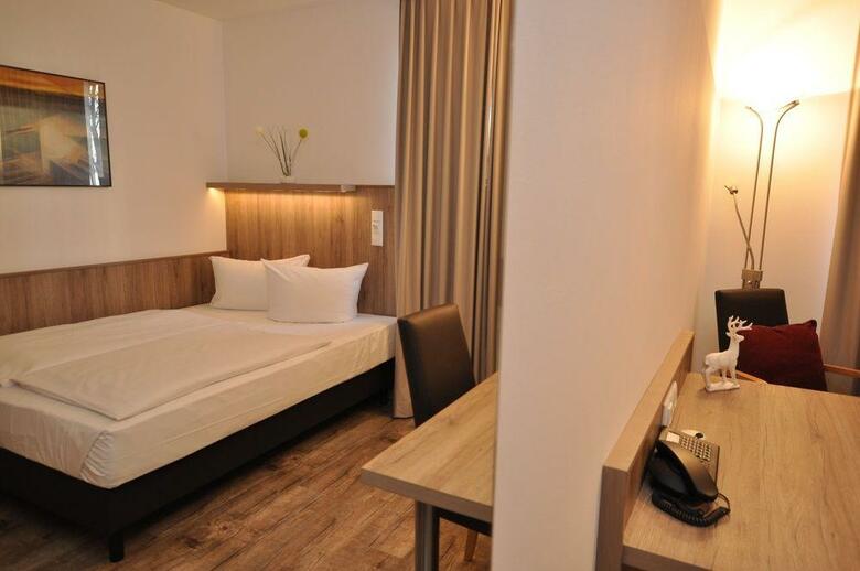 Golden Leaf Hotel Perlach Allee Hof