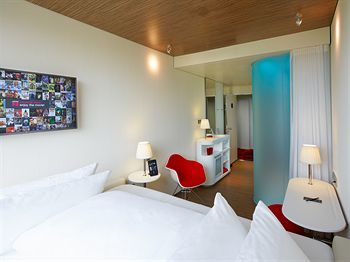 Hotel Citizenm Paris Charles De Gaulle Airport