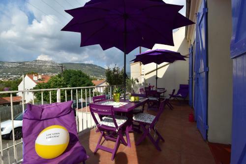 Hostal Locations Loramac