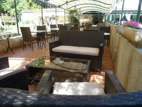 Hotel Logis H�tel R�sidence Les C�dres