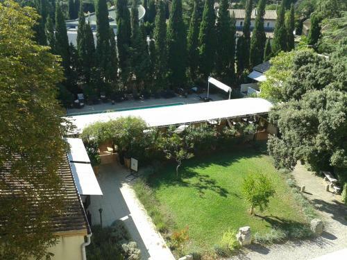 Hotel Logis H�tel R�sidence Les C�dres