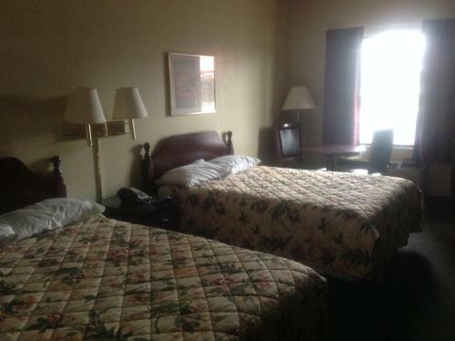 Hotel Highway Inn