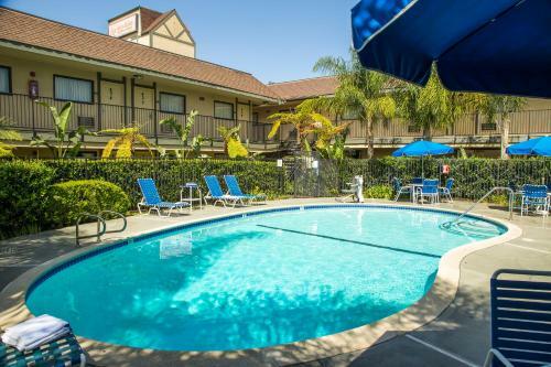 Hotel Key Inn And Suites