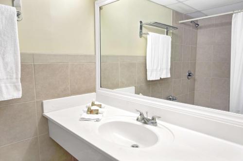 Hotel Knights Inn Hallandale