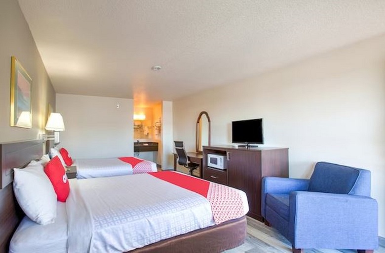 Motel 6 - Woodland