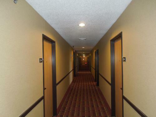 Hotel Super 8 By Wyndham Seville